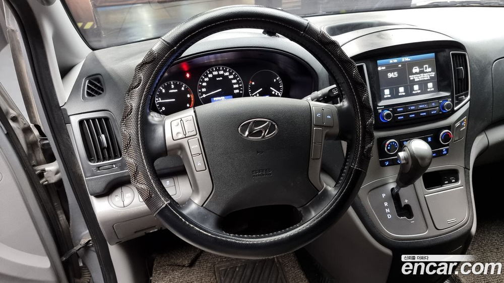 Hyundai The New Grand Starex Van 3-х местный (05.2020)