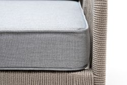 "Канны" кресло плетеное из роупа, каркас алюминий светло-серый (RAL7035) муар, роуп серый меланж круглый, ткань светло-серая