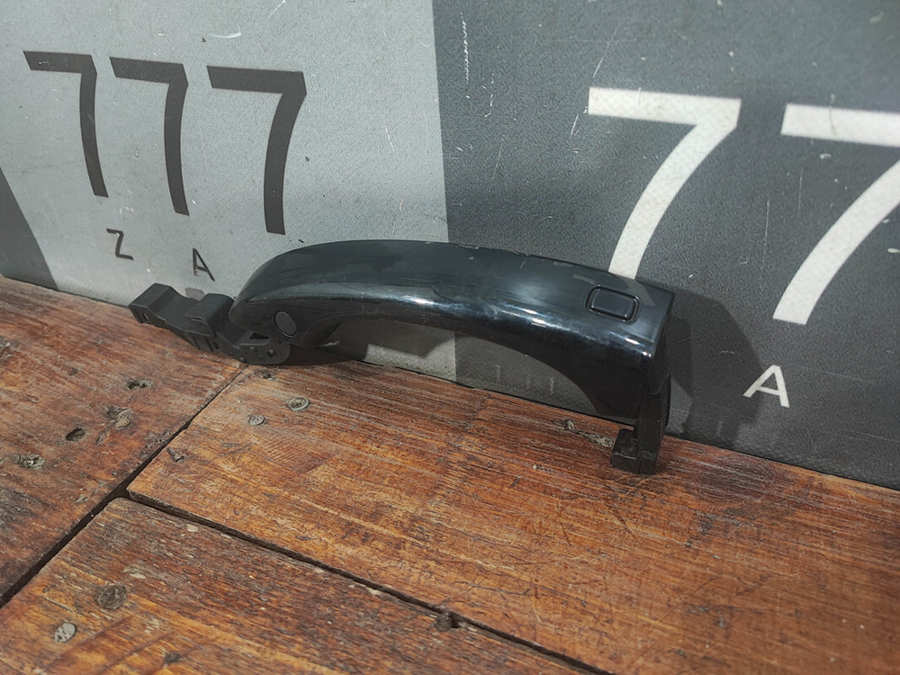 Ручка двери левой Audi A6 (C7) 11-18 Б/У Оригинал 4H0837205