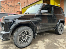 Расширители арок колёс Нива Урбан 'Лесник 1' под пластиковые бампера окрашенные. 3 дв. крепление на болты и скотч