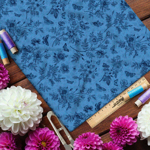Ткань шелк Армани наброски синих цветов на голубом фоне