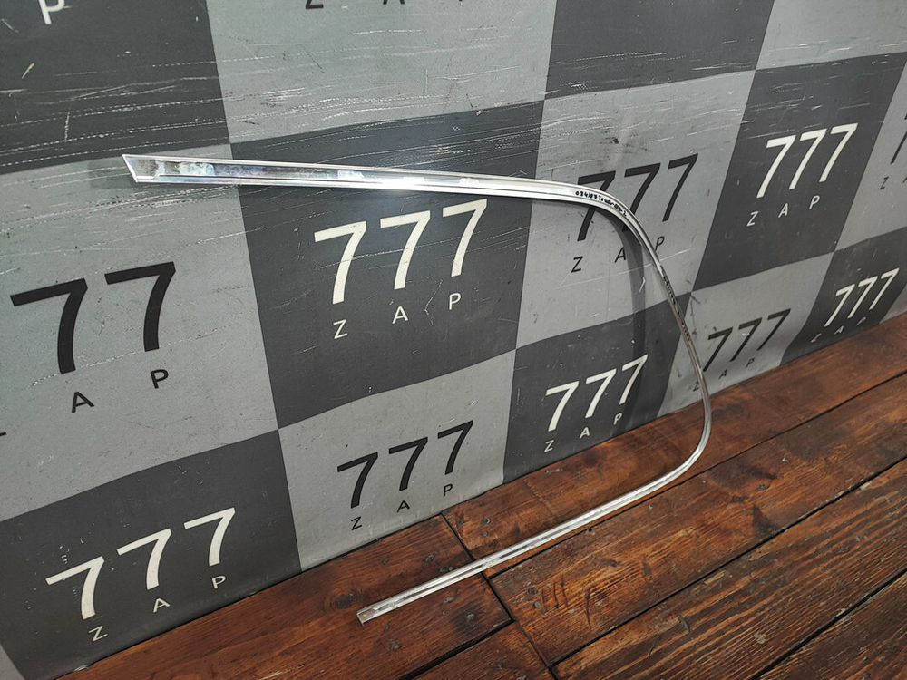 Молдинг стекла заднего правого VW Touareg 2 10-18 Б/У Оригинал 7P6853996