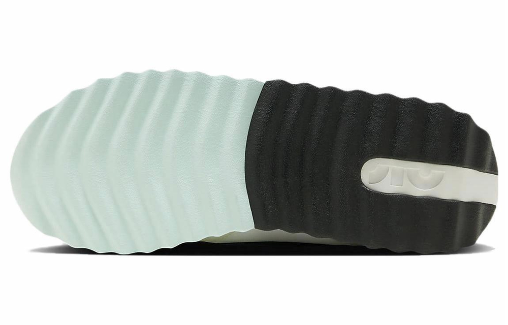 Кроссовки Nike Air Max Dawn