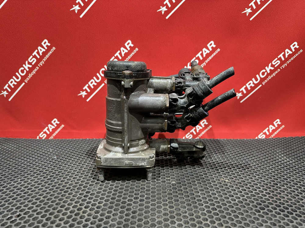 Кран управления тормозами прицепа 2023г.