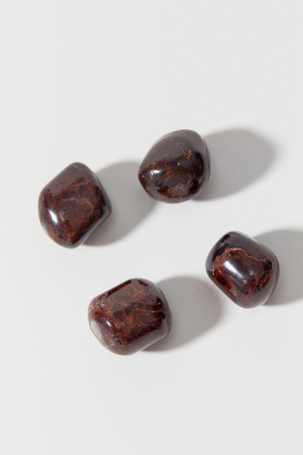 Гранат с астеризмом