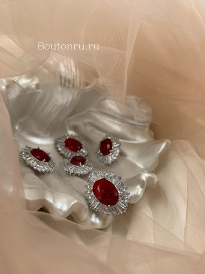 Пуговицы стразы (циркон) с красным камнем (рубин)