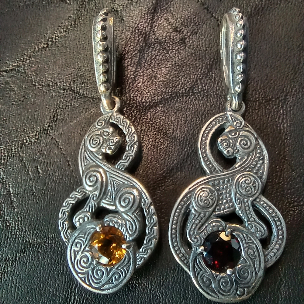 Подвеска. Кошки Фрейи