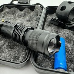 Фонарик тактический для шлема с телескопическим зумом 