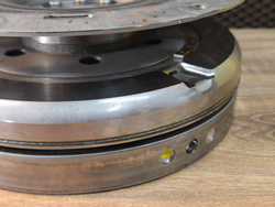 Двухмассовый маховик Luk Audi  A4 B8  A5 8TA