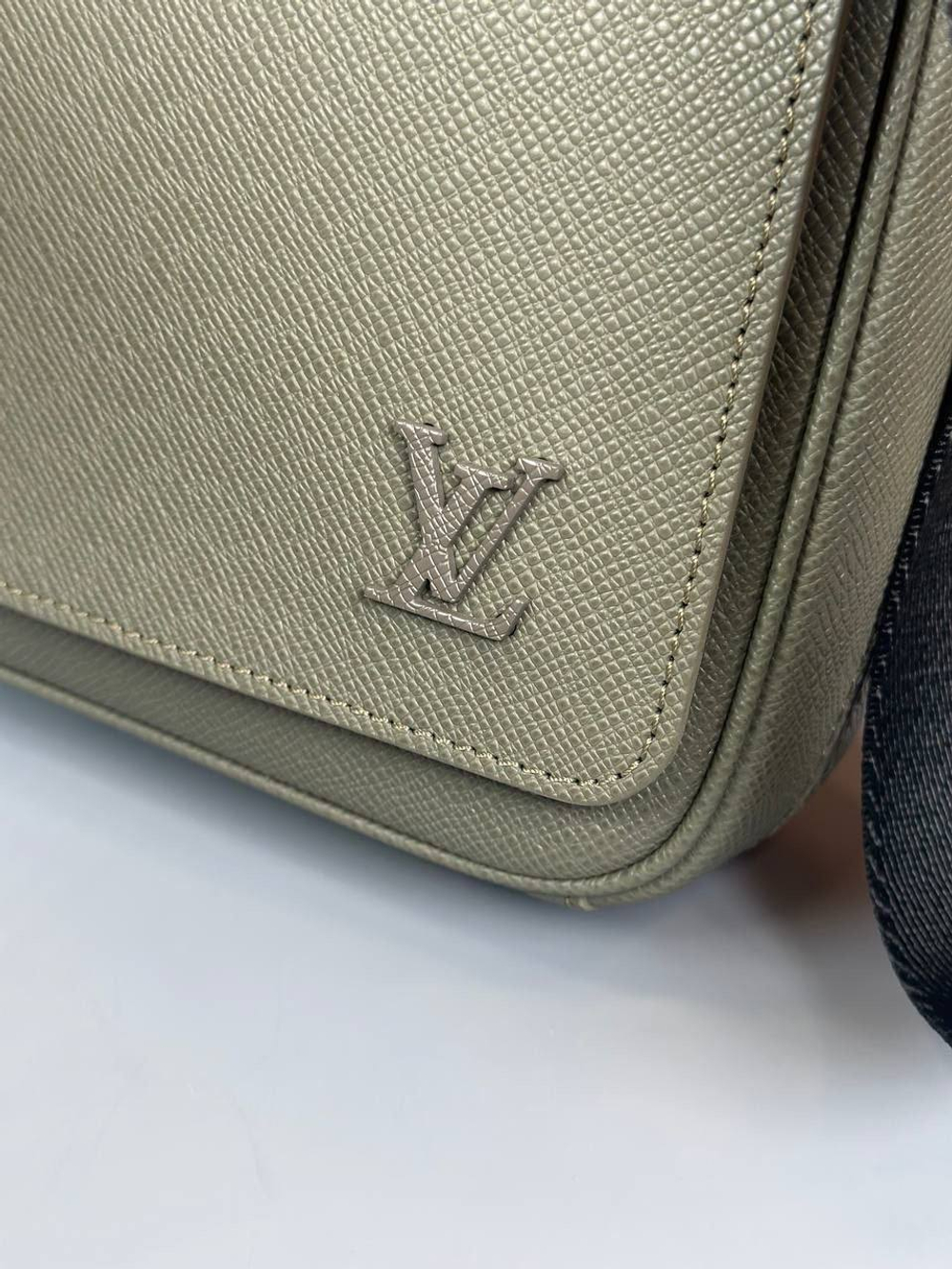Сумка-мессенджер Louis Vuitton, арт. 482156897
