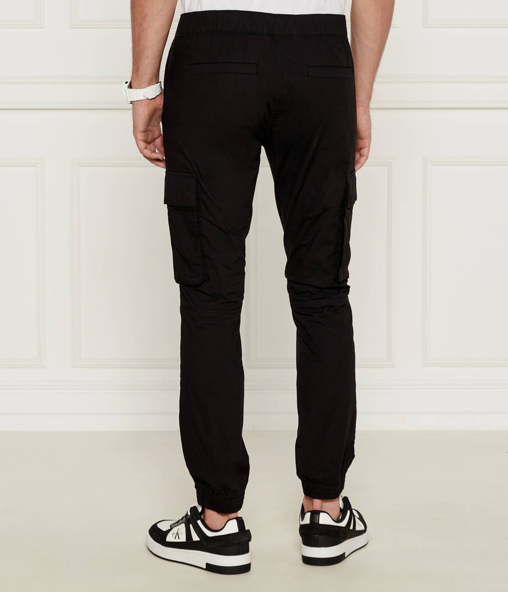Брюки карго CALVIN KLEIN JEANS - черный(J30J326438)
