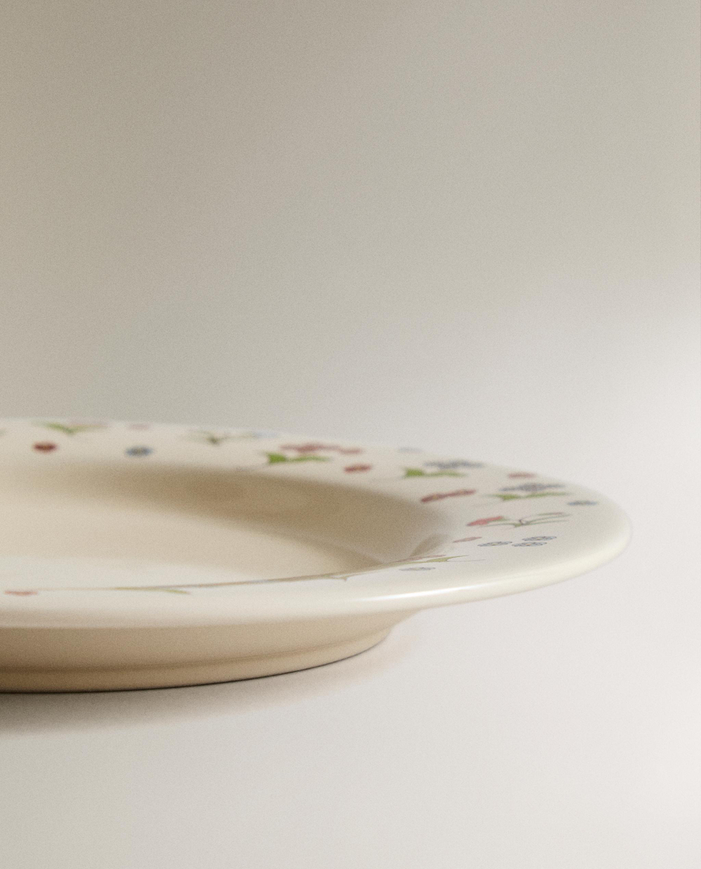 Zara Home тарелка из каменной керамики, цвет разноцветный, 19.8 см