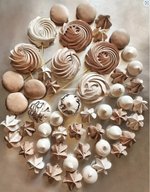 Набор безе и макаронс для украшения шоколадного торта. 300 гр.