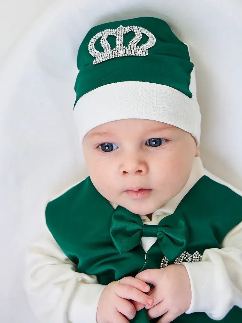 Конверт на выписку новорожденного