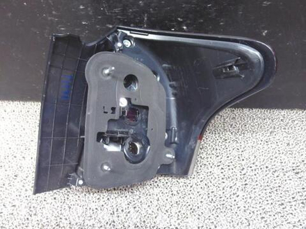 стоп левый Toyota Corolla Fielder NZE161 164 165 13-106