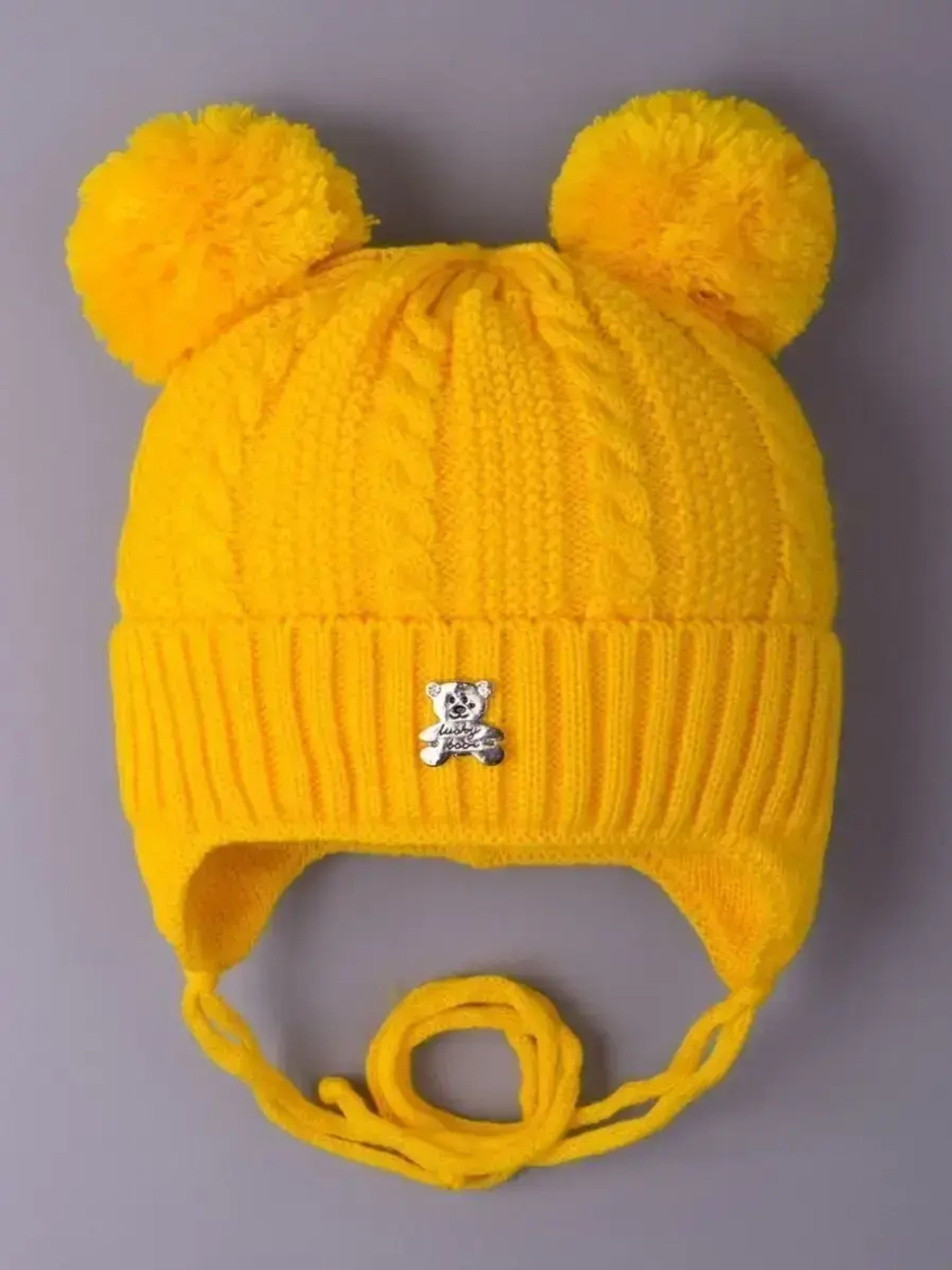 Шапка детская вязаная демисезонная на завязках