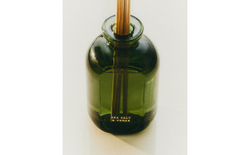 Zara Home Аромадиффузор Sea Salt & Cedar 185 мл, тростниковые палочки микадо, аромат древесный, Коричневый