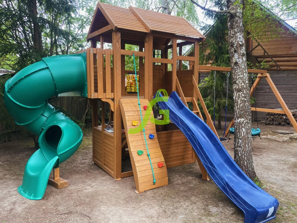 Детская площадка Клубный домик 3 с трубой