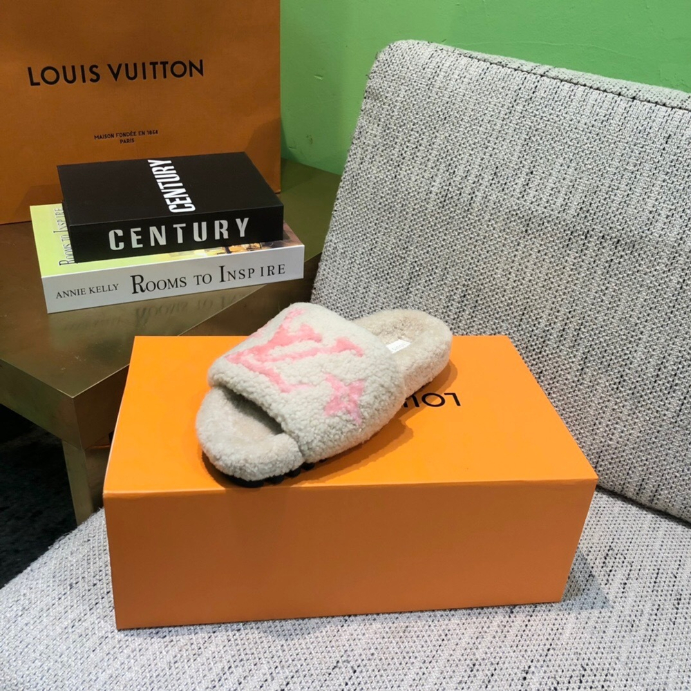 Louis Vuitton Paseo Flat Comfort Mule