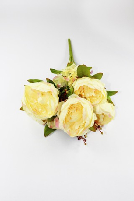 Букет пионов флористический