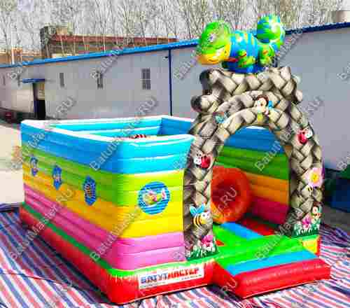 Коммерческий надувной батут "Забавный Хамелеон" 6*4,4*4 м