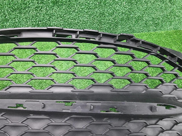 Решетка перед. бампера Mercedes GLE V167 18-24 AMG