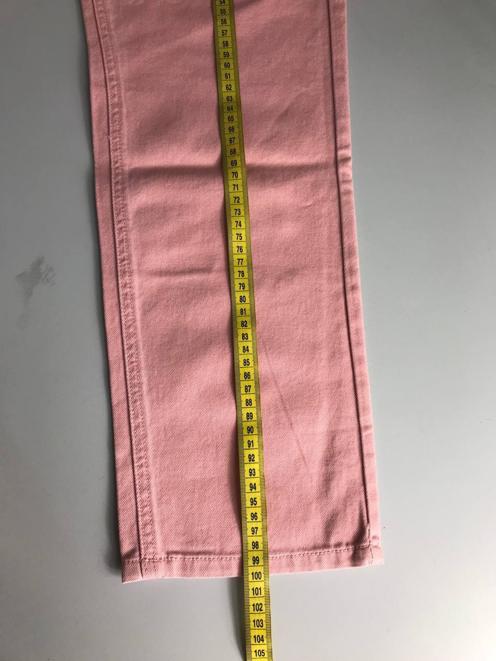 Джинсы Gloria Jeans модного оттенка, визуально на 44 размер, новые