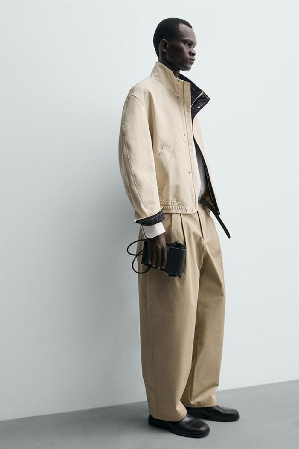 ZARA БРЮКИ WIDE FIT СО СКЛАДКАМИ, БЕЖЕВЫЙ