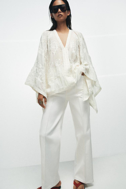 ZARA БЛУЗА С ВЫШИВКОЙ И НАКИДКОЙ — ZW COLLECTION, ЭКРЮ