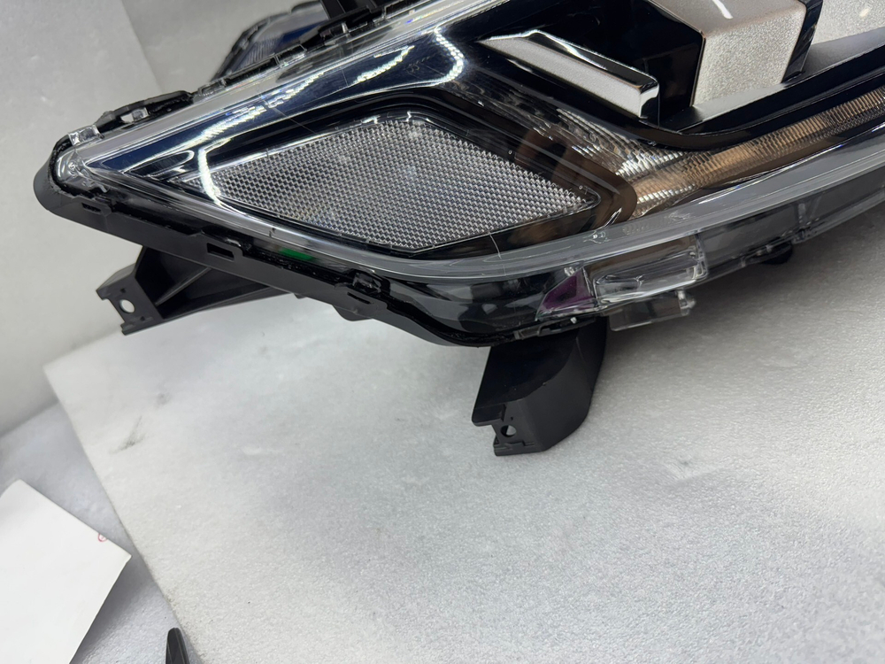 Оригинальная LED фара Mitsubishi Outlander,, оригинал