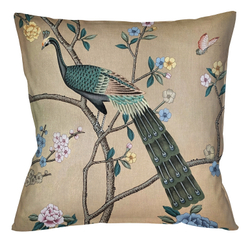 Интерьерная подушка Объект мечты Императорский павлин версия 2