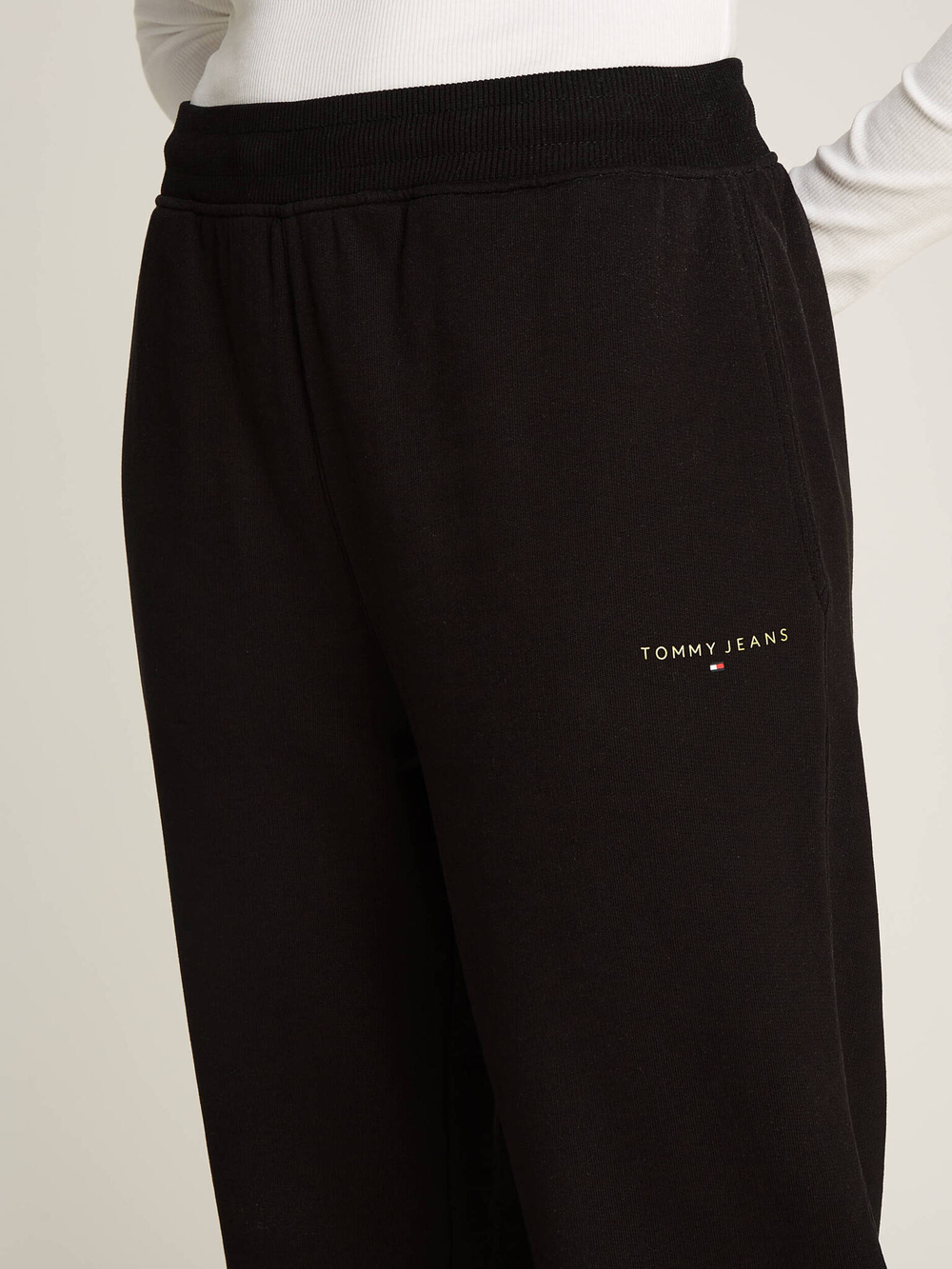 Спортивные штаны Tommy Jeans - черный(DW0DW19657)