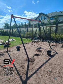Монтаж уличных качелей Sv Sport