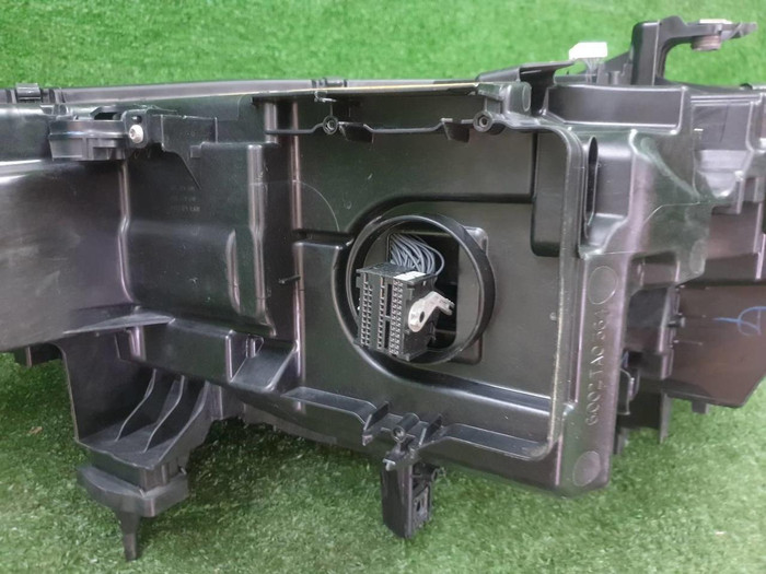 Фара правая BMW X7 G07 (2019-2022) Laser Light