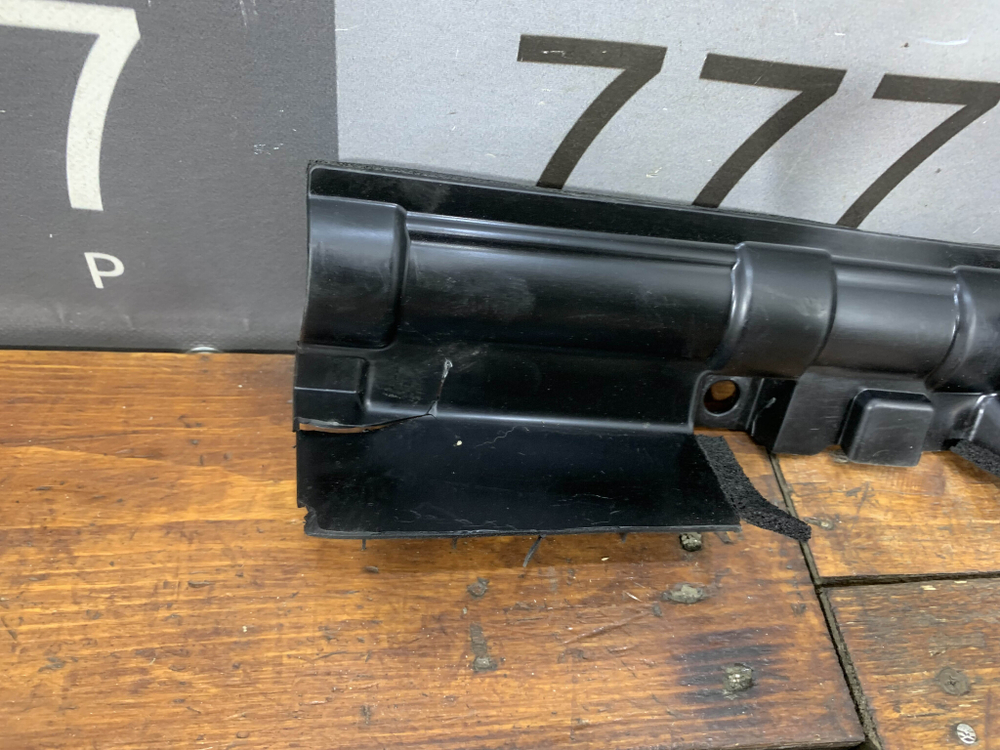 Дефлектор радиатора левый Haval Jolion 21-нв Б/У Оригинал 5514100XST01A