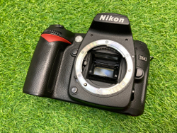 Nikon D90 15.600 кадров