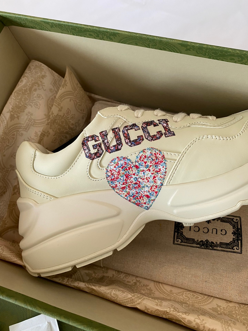 Gucci Rhyton Sneaker