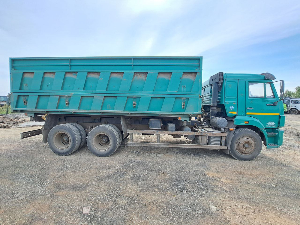 Планета 5529* на шасси КамАЗ 65115 6x4 Зерновоз 552907 (Дизельный, 11,8 л, 300 л.с., МТ)