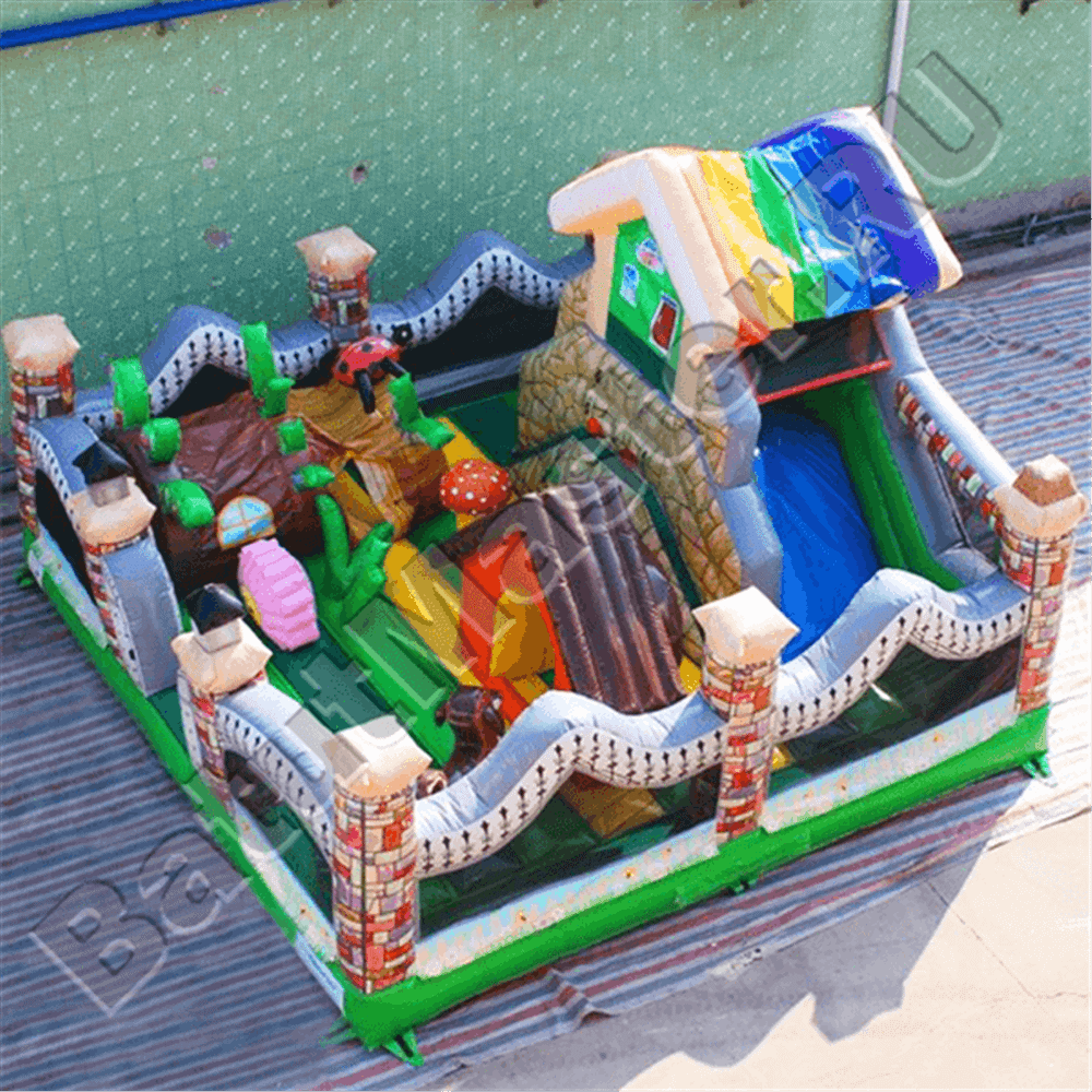 Коммерческий надувной батут "Терем" 9*6*4 м