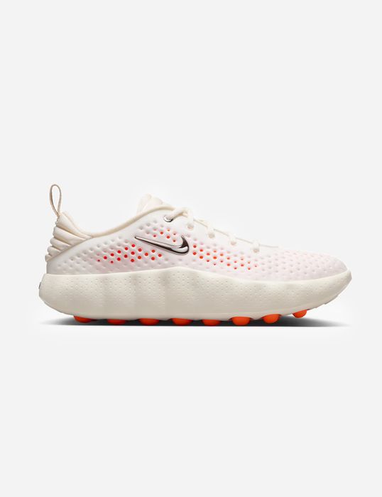 Nike Mind 002 
