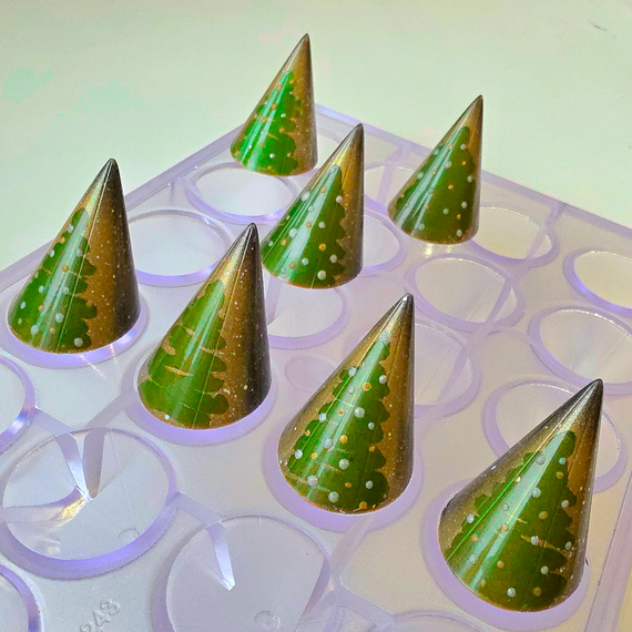 243 | Форма для шоколадных изделий "Конус" (275*175 мм)