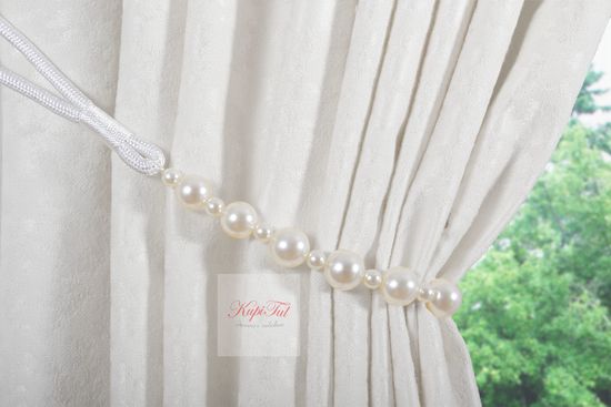 Луи (молочный). Шторы из стриженного бархата