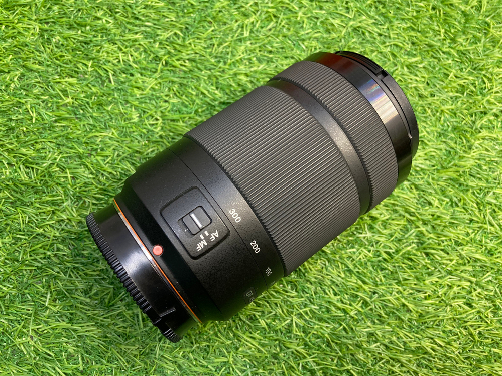 Sony DT 55-300mm 4.5-5.6 (SAL-55300)
