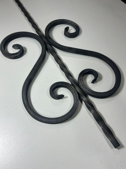 Кованый элемент волюта 130х330мм квадрат полнотелый 12х12мм