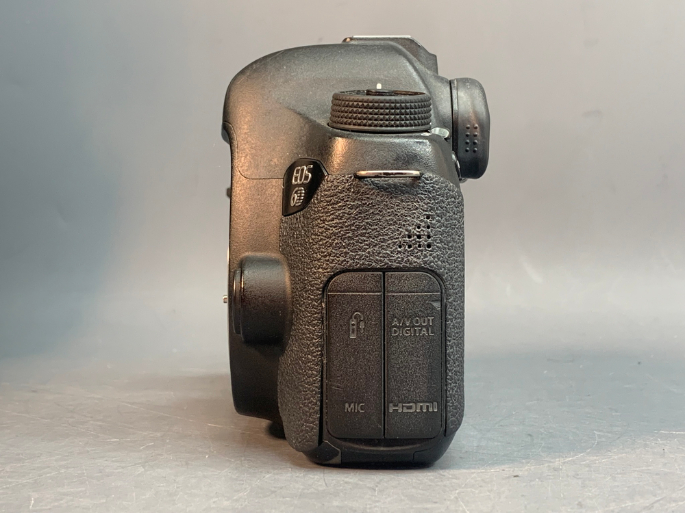 Canon EOS 6D Body 366.953 Кадров