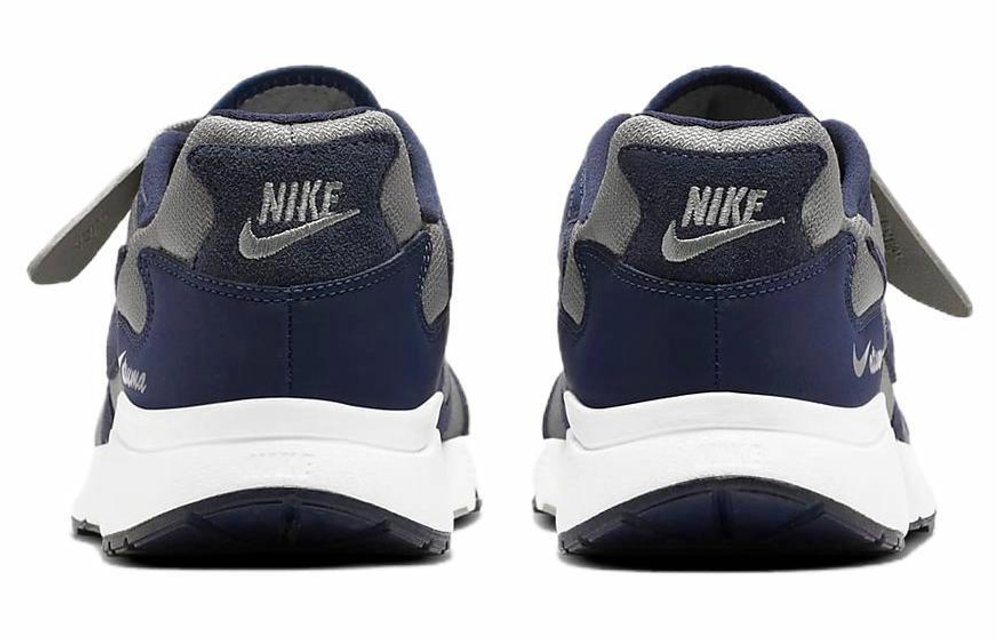 Кроссовки Nike Atsuma