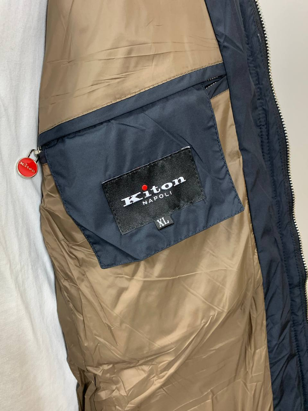 Пуховик Kiton
