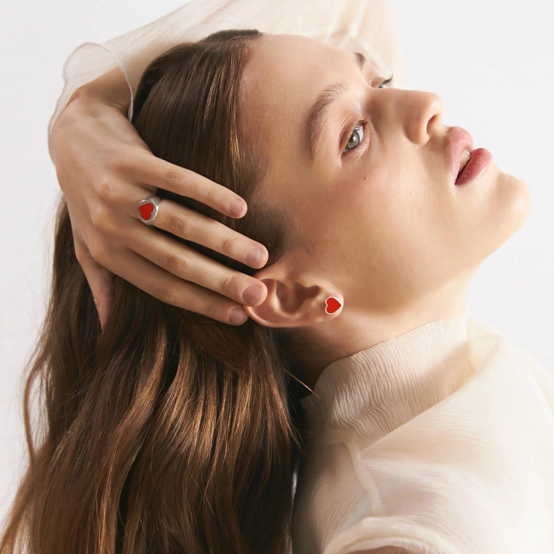 Кольцо-печатка Серебряное Сердце – Красное