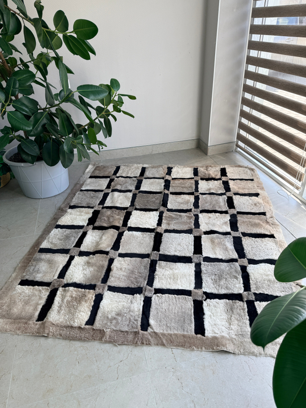 Ковер прямоугольный натуральный мех овчина, 200 х 180 см.