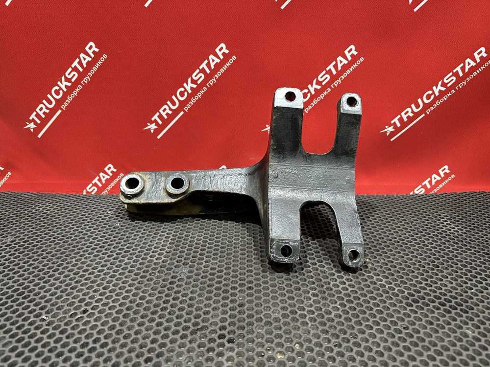 Кронштейн подвески кабины 2023г